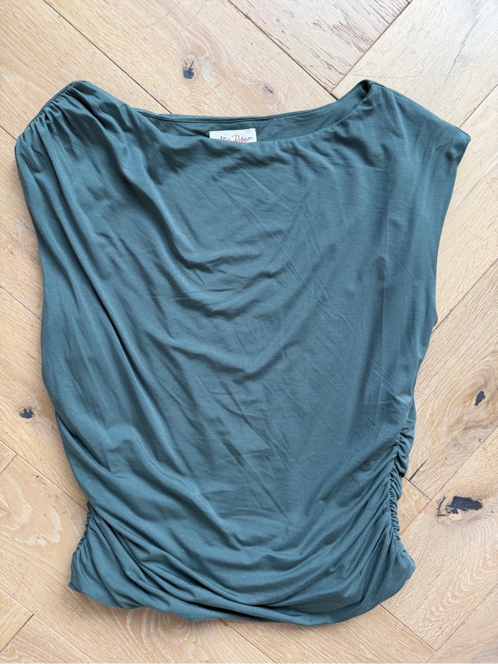 Ruched Side Short Sleeve Tee in Teal Green - Women